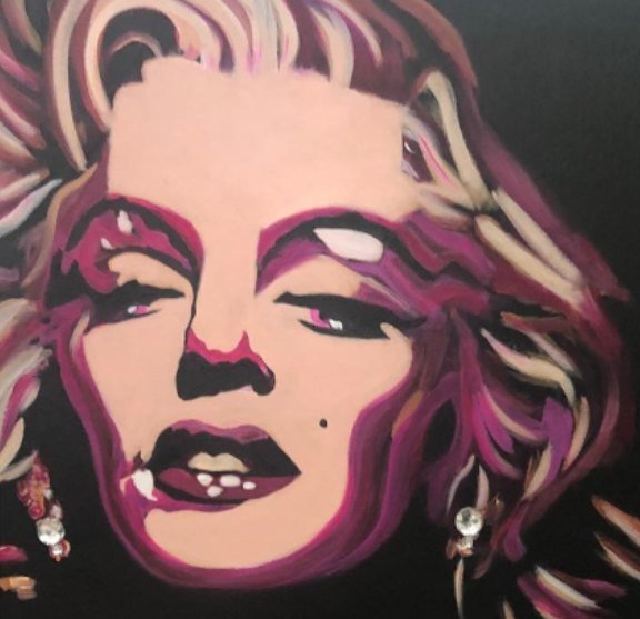 Pop-art portrait of Marilyn Monroe in magenta and violet